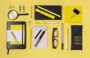view desk arrangement