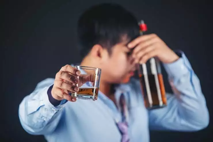 Efectele Alcoolului Asupra Organismului: Ce Impact Are Consumul de Alcool Pe Termen Scurt și Lung 1 sevraj alcoolic
