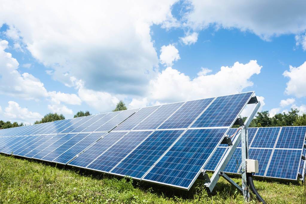 Energia solară: viitorul strălucit al energiei