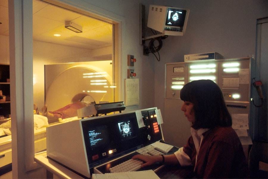 8 noiembrieZiua Internațională a Radiologiei 2 image 25